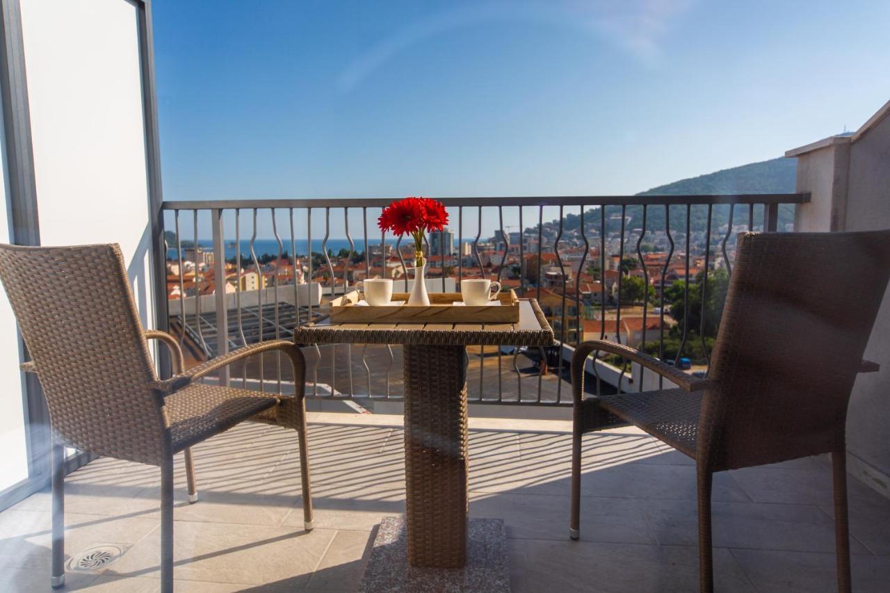 Rooftop & Otel 4*