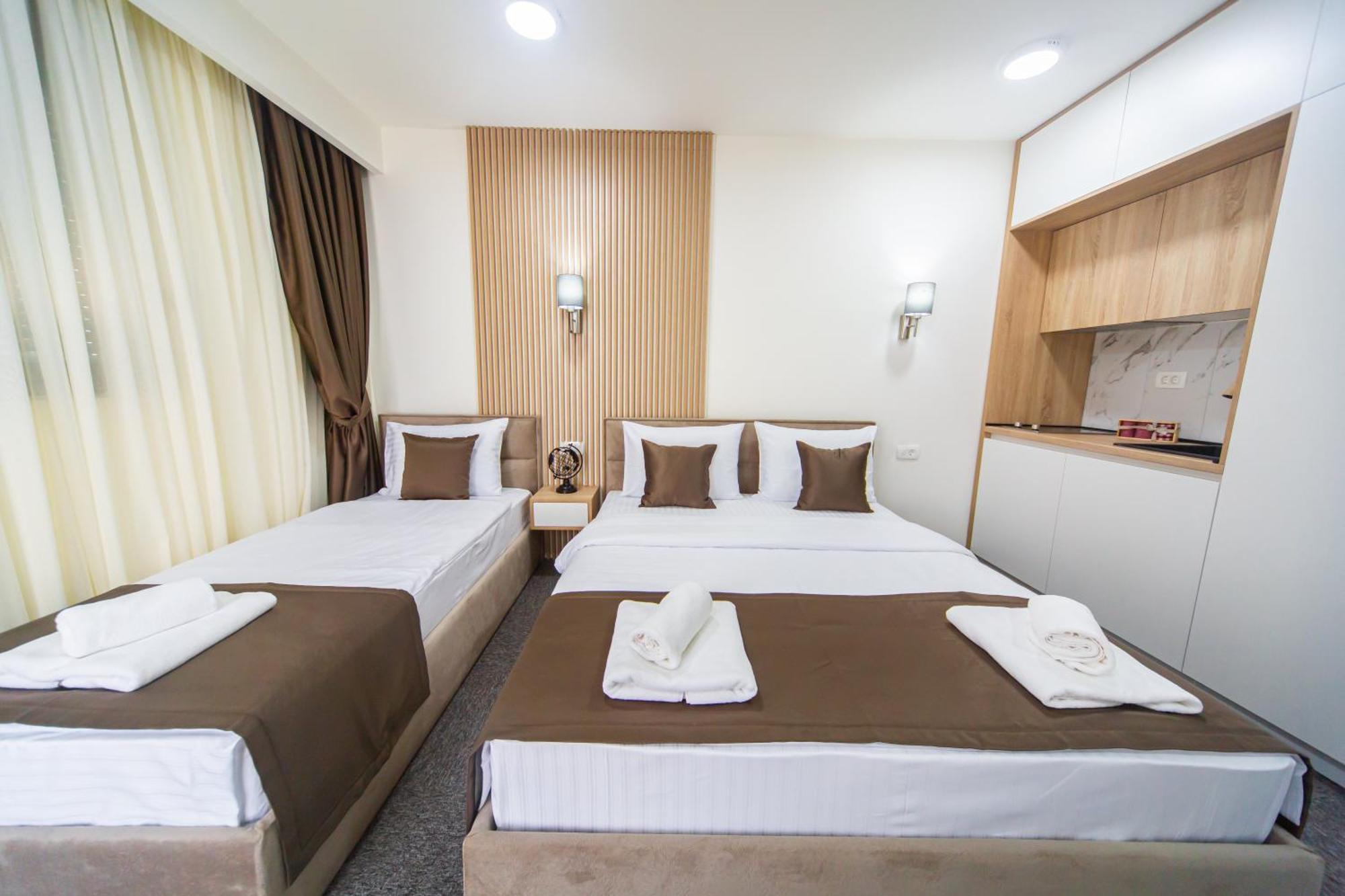 Rooftop & 4* Budva