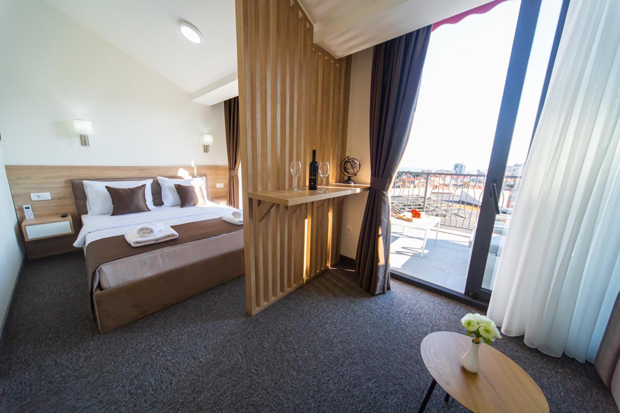 Otel Rooftop &