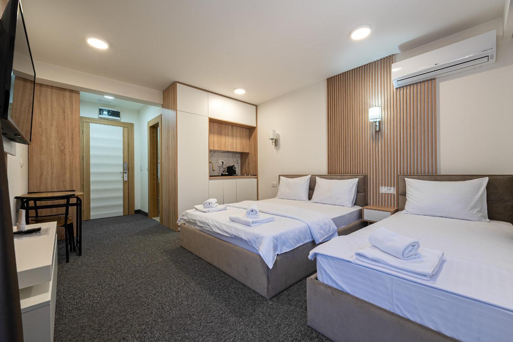 Otel Rooftop & Budva
